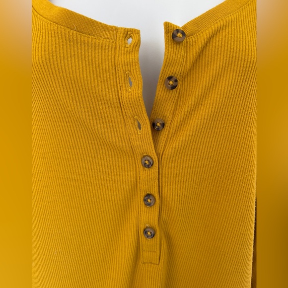 OLD NAVY Button Up Scoop Neck Tunic Sweater Women's Mustard Cardigan - L XL - Picture 1 of 8